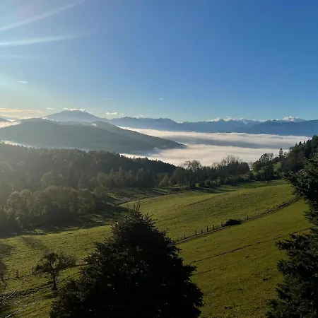 アパート Im Gruenen Christofberg